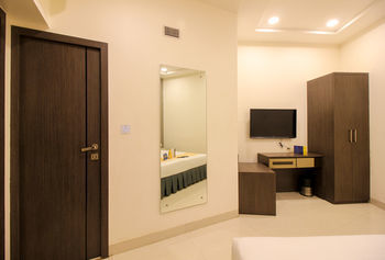 Hotel Kalpana Elite Mumbai Exterior photo